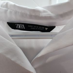 Zara white long sleeve Top size6